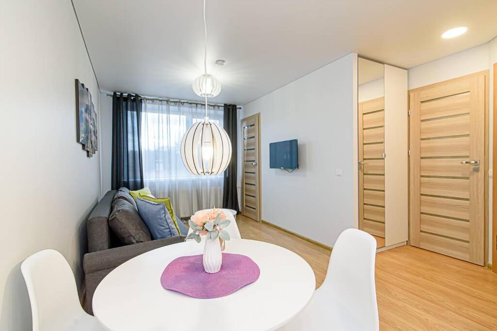 Bright Apartment,For 1-4,Near Old Town Vilnius Extérieur photo