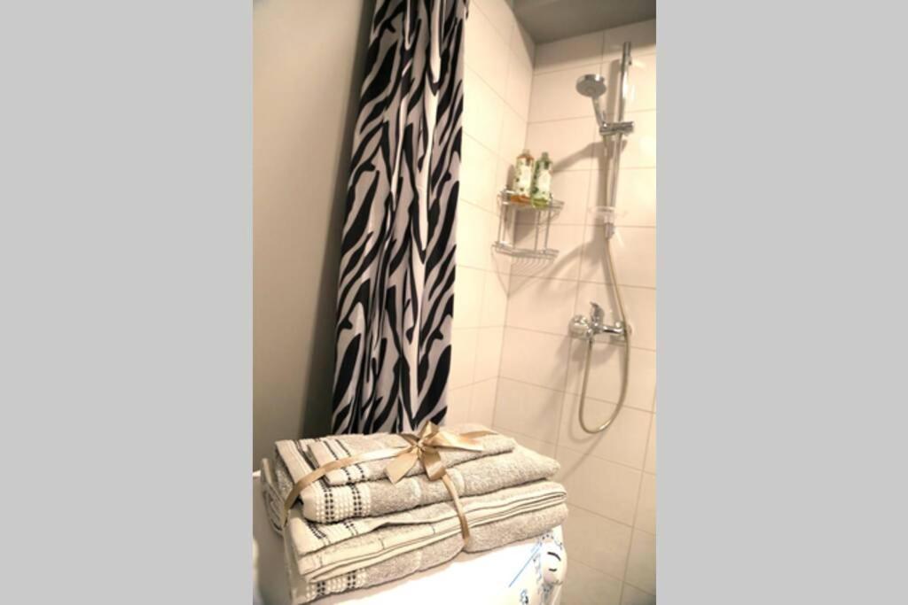 Bright Apartment,For 1-4,Near Old Town Vilnius Extérieur photo